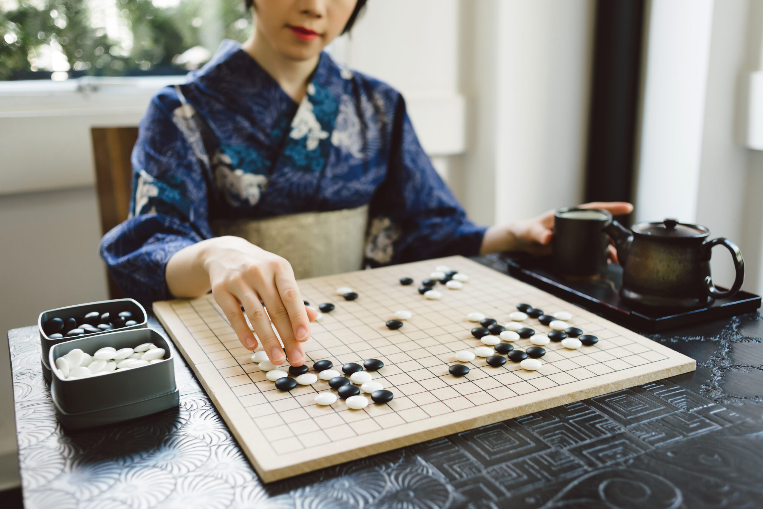 女性圍棋對局學習|成人圍棋課程培養策略思維與決策力